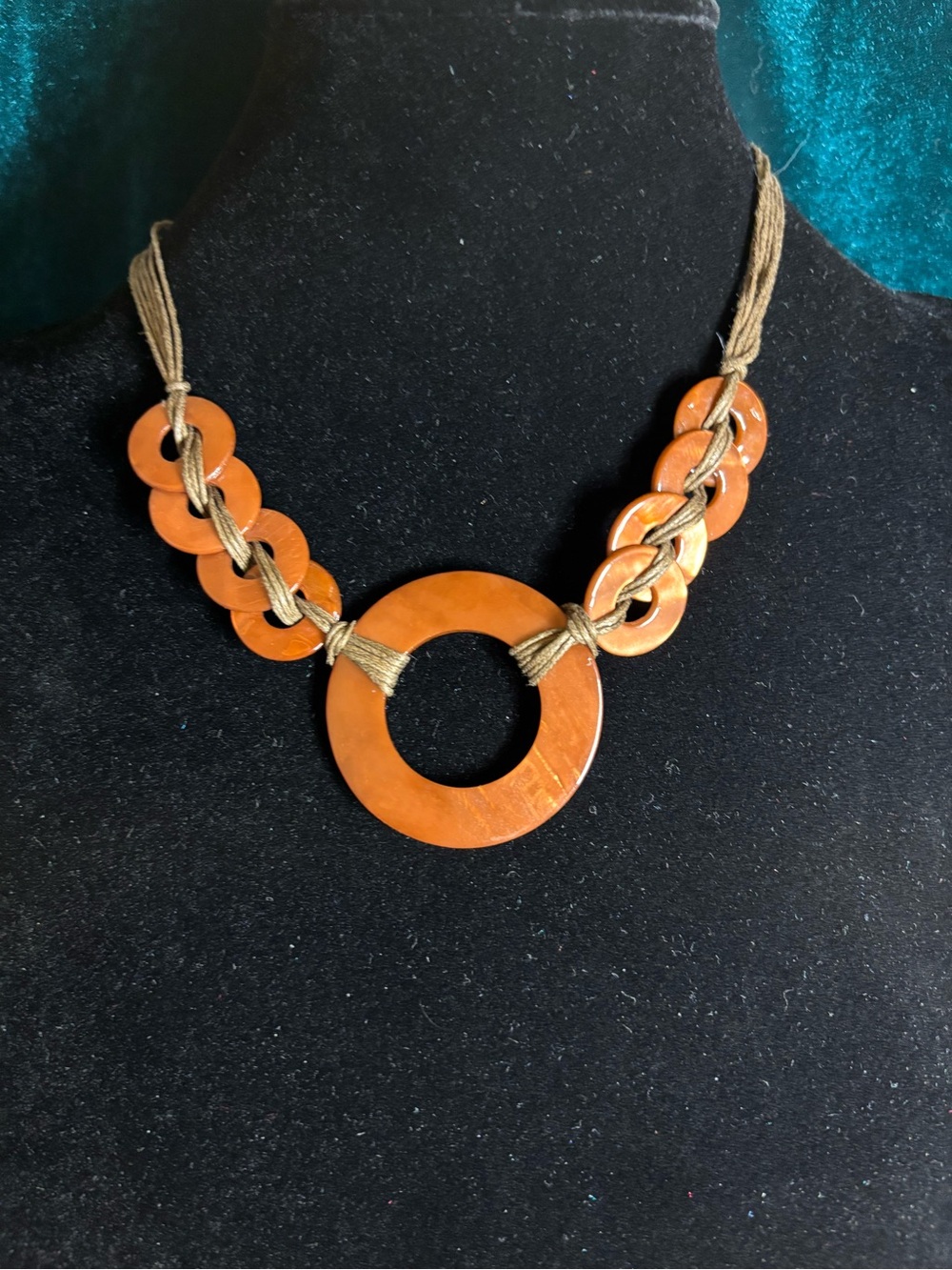 Orange Shell  Circle Pendant Necklace.